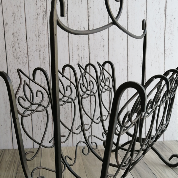 Magazine Rack